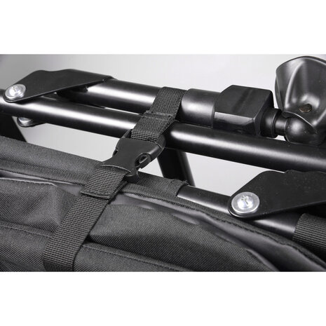 CRESTA BLACKTHORNE COMFORT CHAIR  2.0